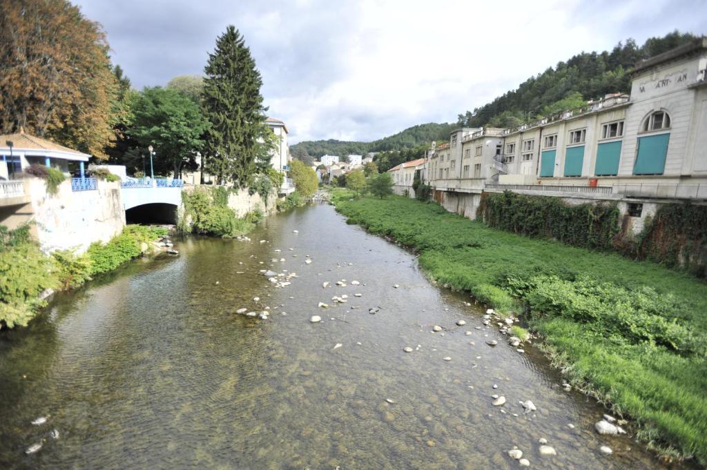 Les Celestins Hotell Vals-les-Bains Exteriör bild